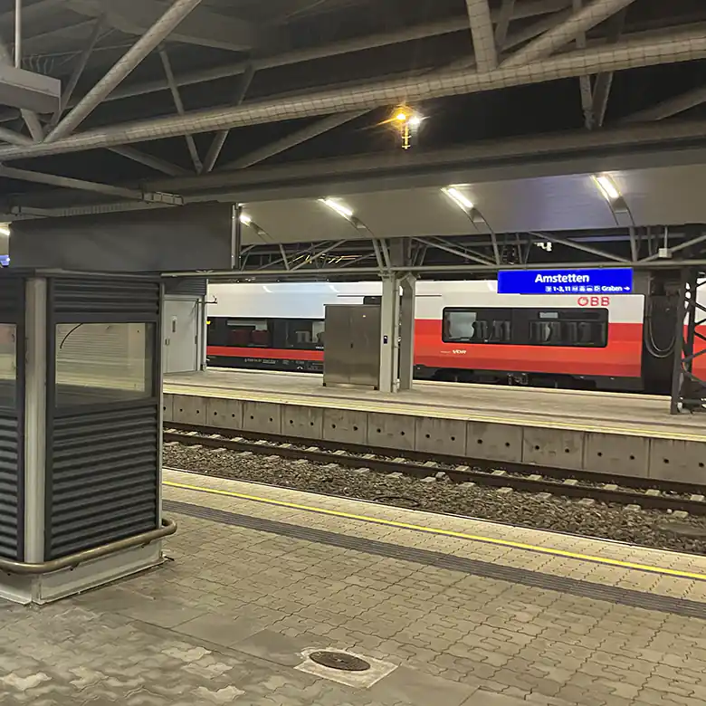 2 / 7: Fotos vom Bahnhof in Amstetten (Niederösterreich)