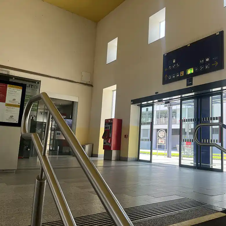 21 / 33: Bahnhof Bischofshofen im Pongau