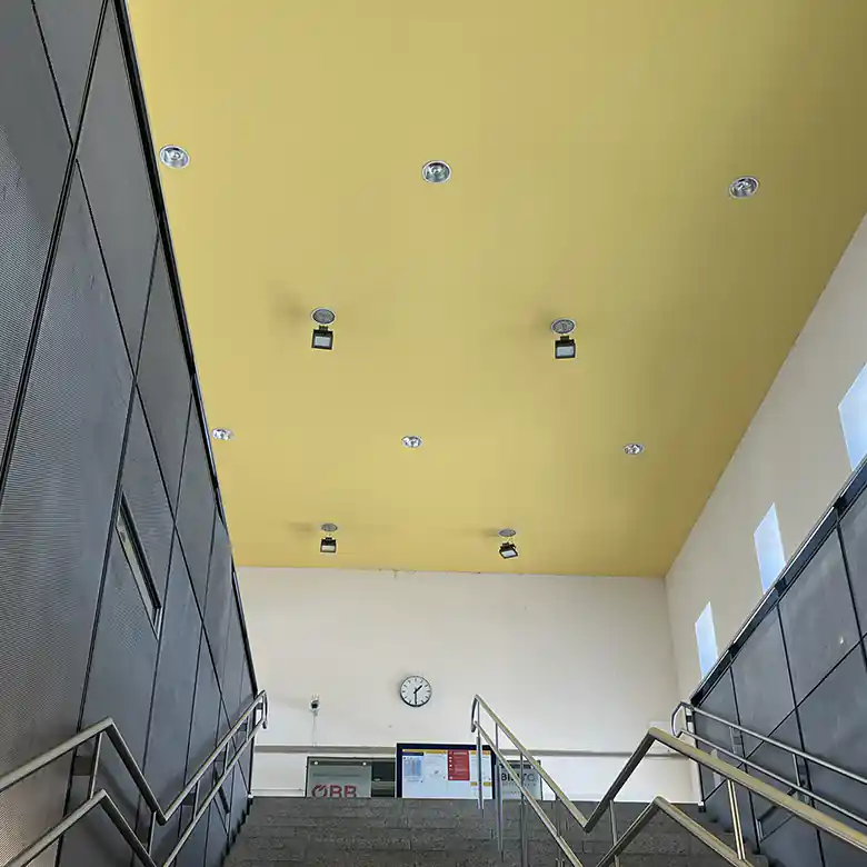24 / 33: Bahnhof Bischofshofen im Pongau