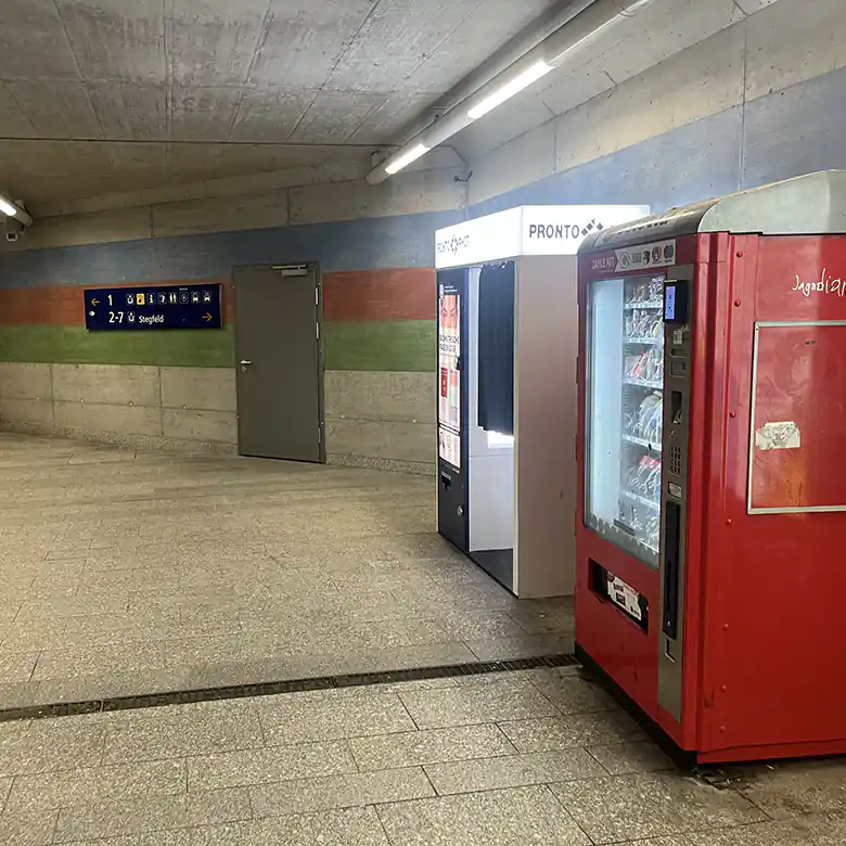 27 / 33: Bahnhof Bischofshofen im Pongau