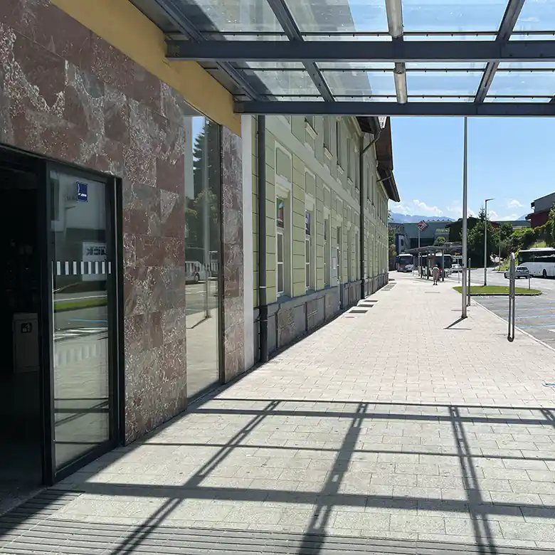 5 / 33: Bahnhof Bischofshofen im Pongau