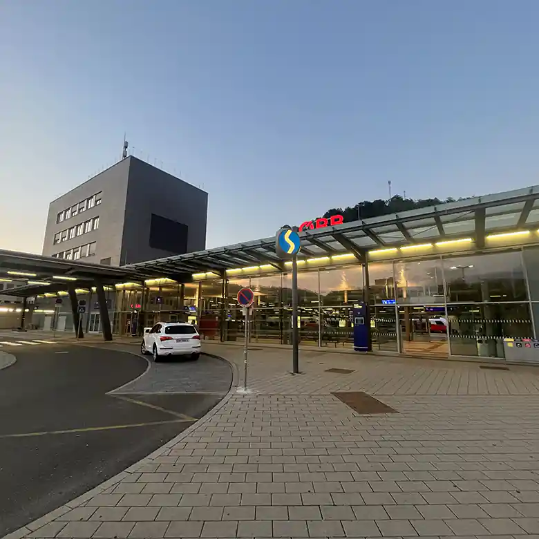 15 / 15: Bahnhof Bruck an der Mur (Steiermark)