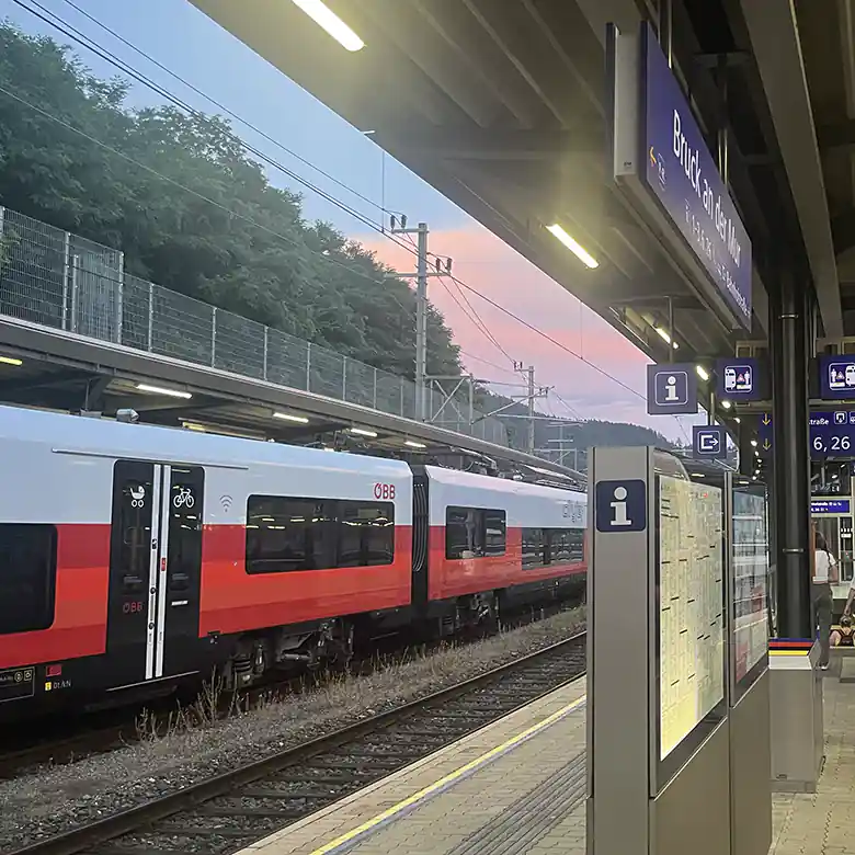 2 / 15: Bahnhof Bruck an der Mur (Steiermark)