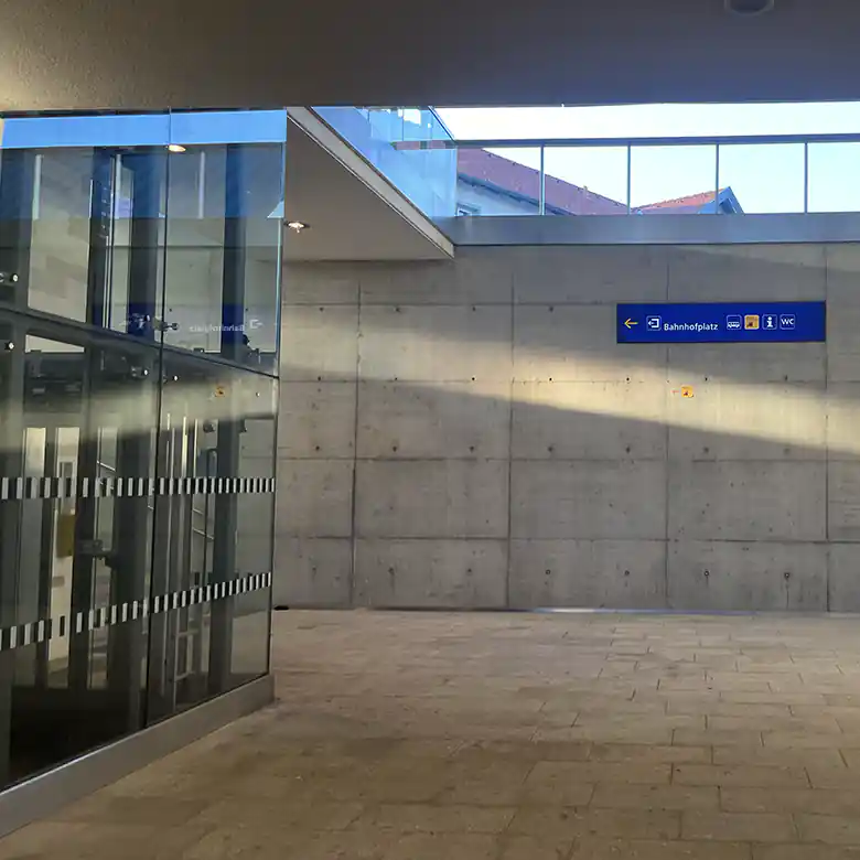18 / 40: Bahnhof Bruck an der Leitha (Burgenland)