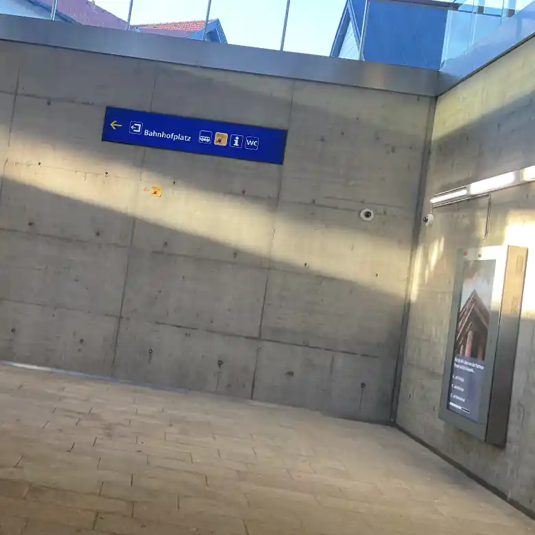 19 / 40: Bahnhof Bruck an der Leitha (Burgenland)