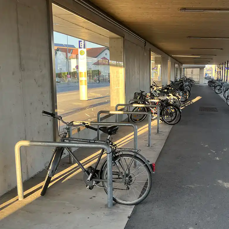 31 / 40: Bahnhof Bruck an der Leitha (Burgenland)