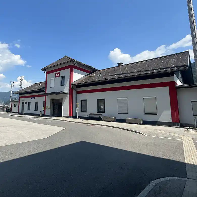 1 / 15: Bahnhof Friesach (Kärnten)