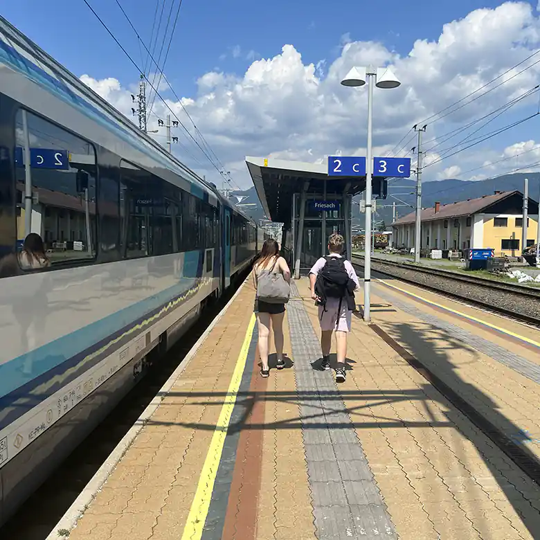 13 / 15: Bahnhof Friesach (Kärnten)