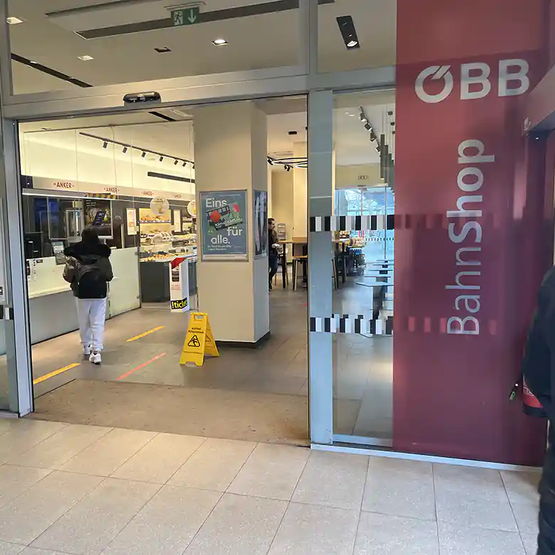 8 / 14: Fotos vom Bahnhof Mödling