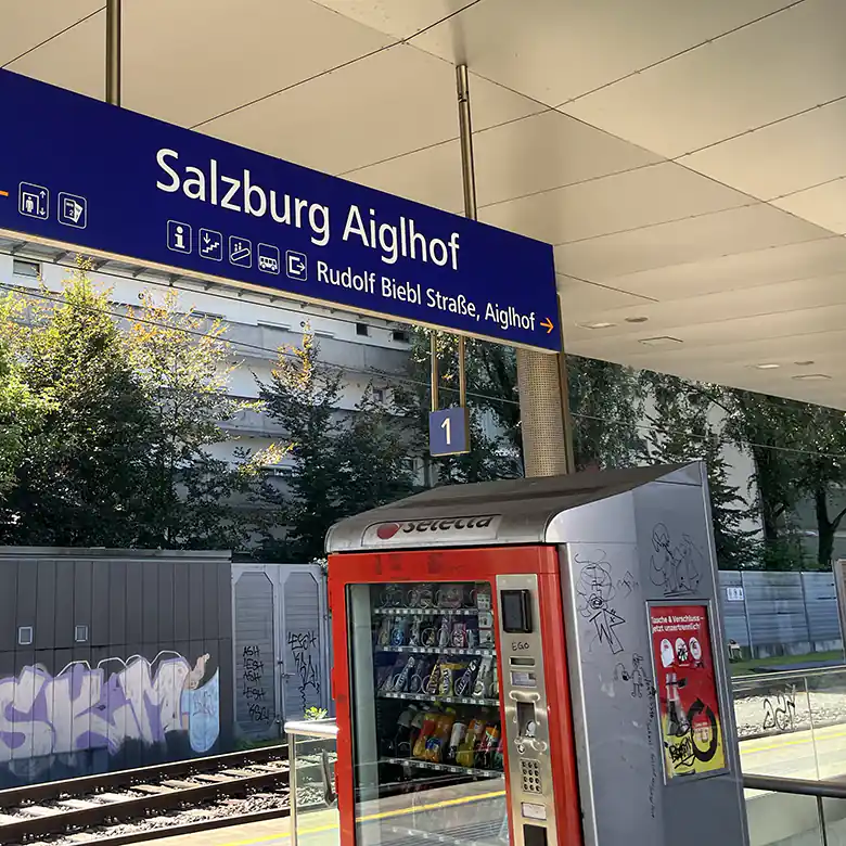 7 / 7: Bahnhof Salzburg Aiglhof