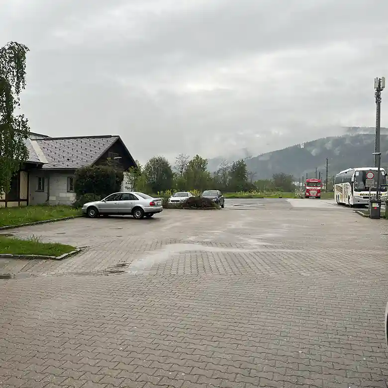 9 / 17: Bahnhof Treibach-Althofen (Kärnten)