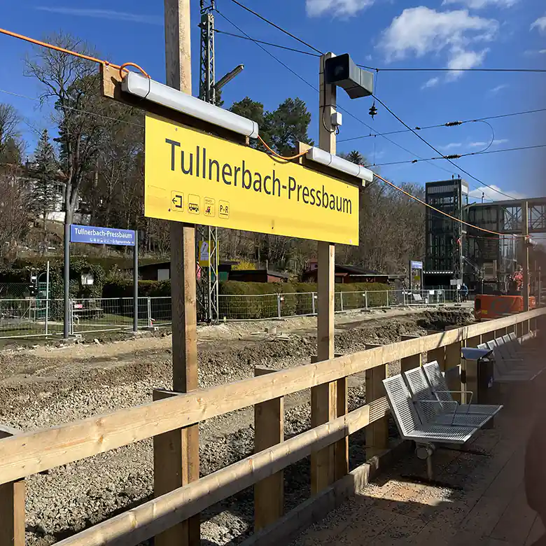 5 / 15: Bahnhof Tullnerbach-Pressbaum (Niederösterreich)