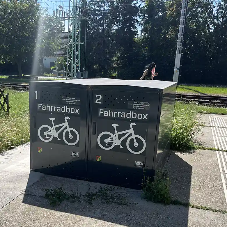 2 / 13: Bahnhof Wallern im Burgenland (Seewinkel)