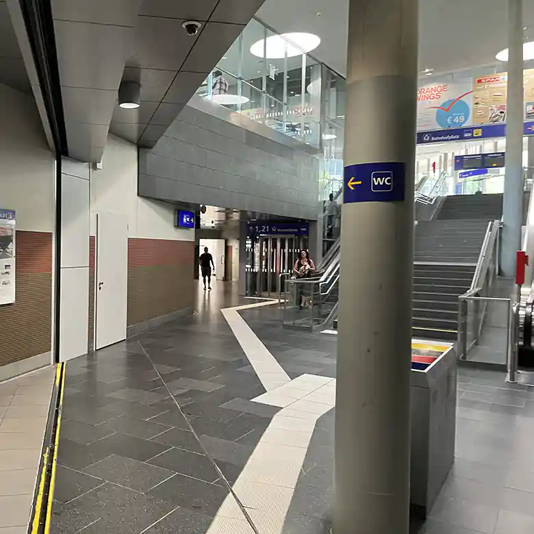 10 / 32: Wiener Neustadt Hauptbahnhof