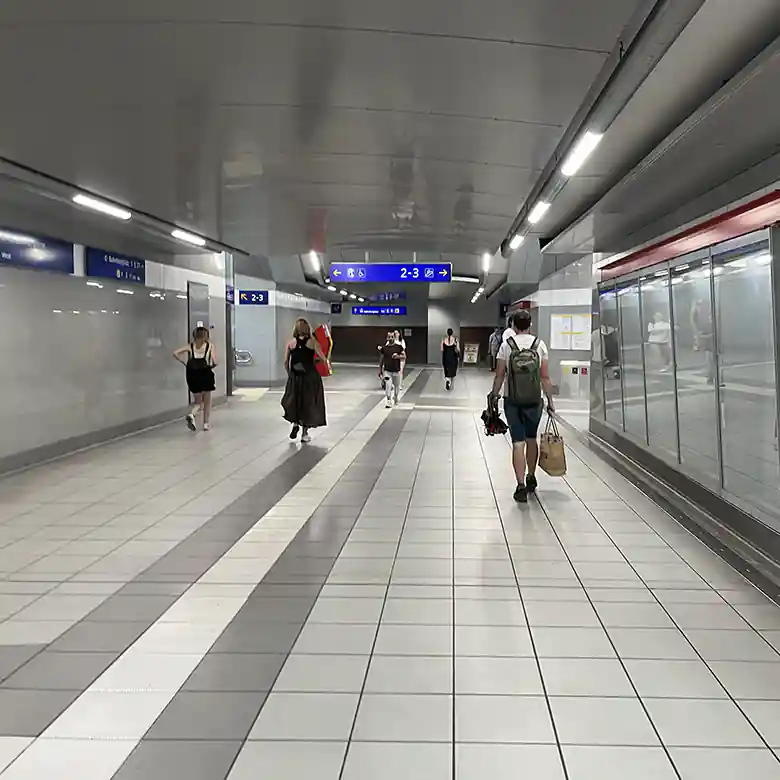 14 / 32: Wiener Neustadt Hauptbahnhof