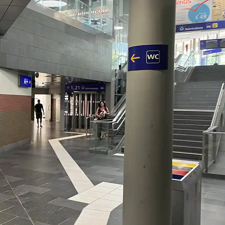 9 / 32: Wiener Neustadt Hauptbahnhof