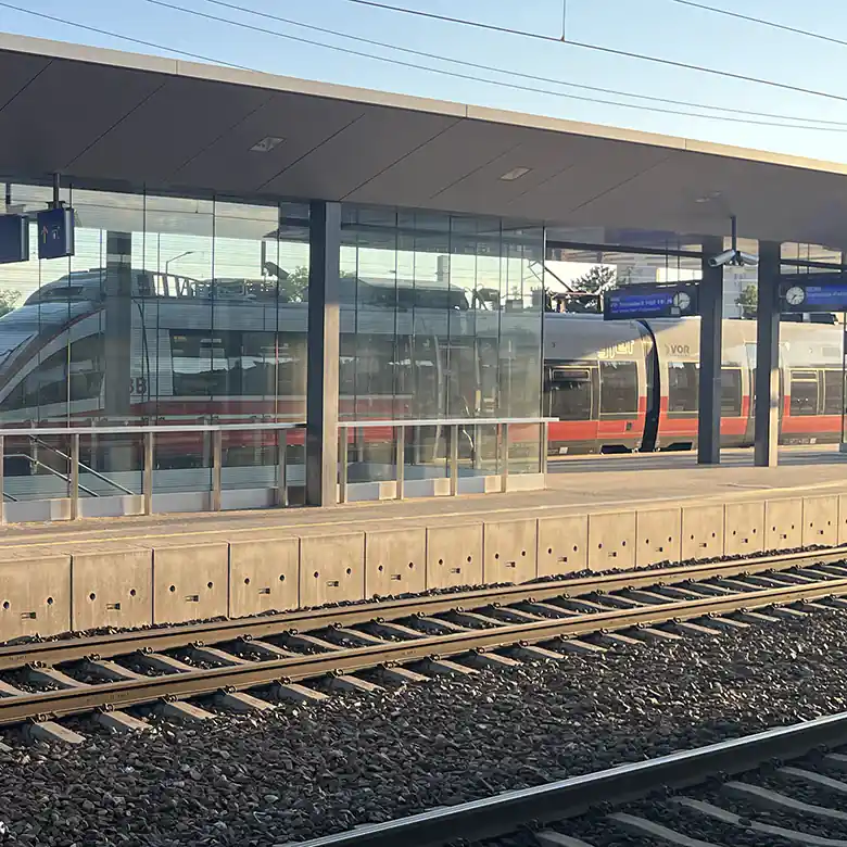 Bahnhof Bruck an der Leitha (Burgenland) © R. Vidmar